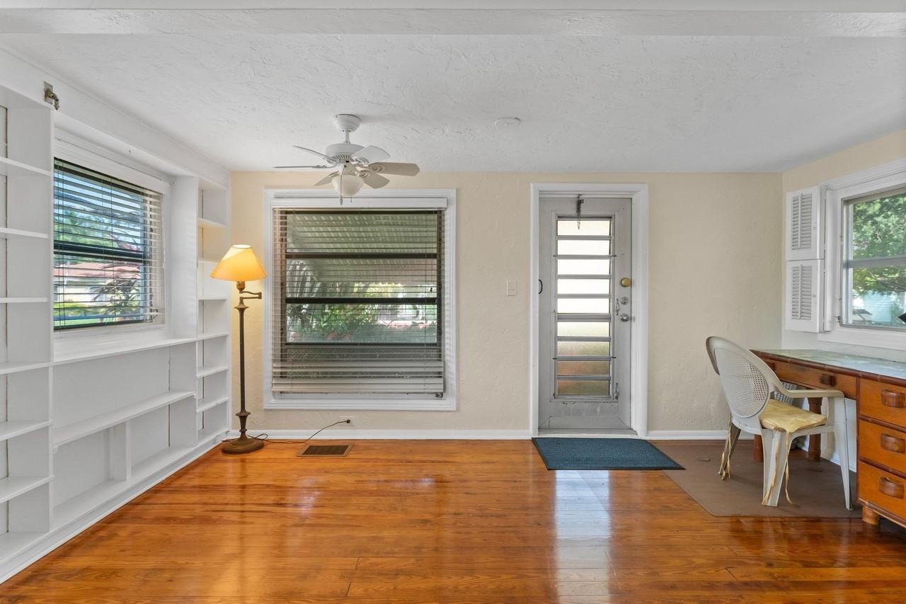 531 N Palmway - Photo 6 of 45