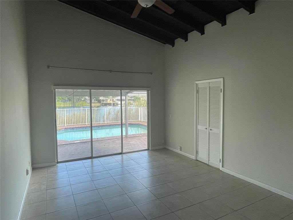 5420 Sw 25th Ave Unit 1-2 - Photo 5 of 14