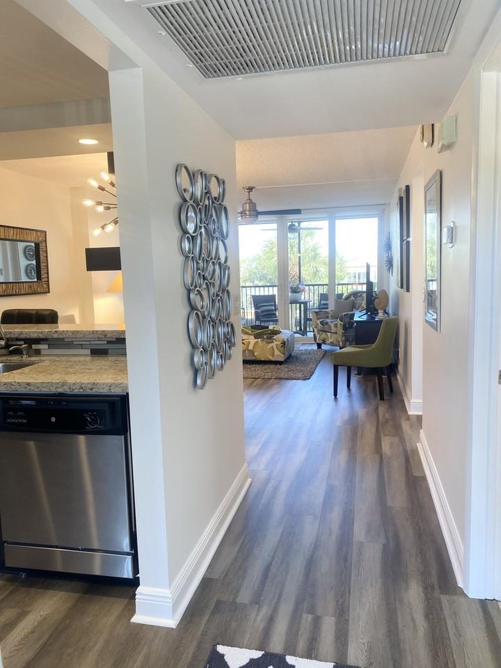 18 Royal Palm Way #306 - Photo 3 of 39