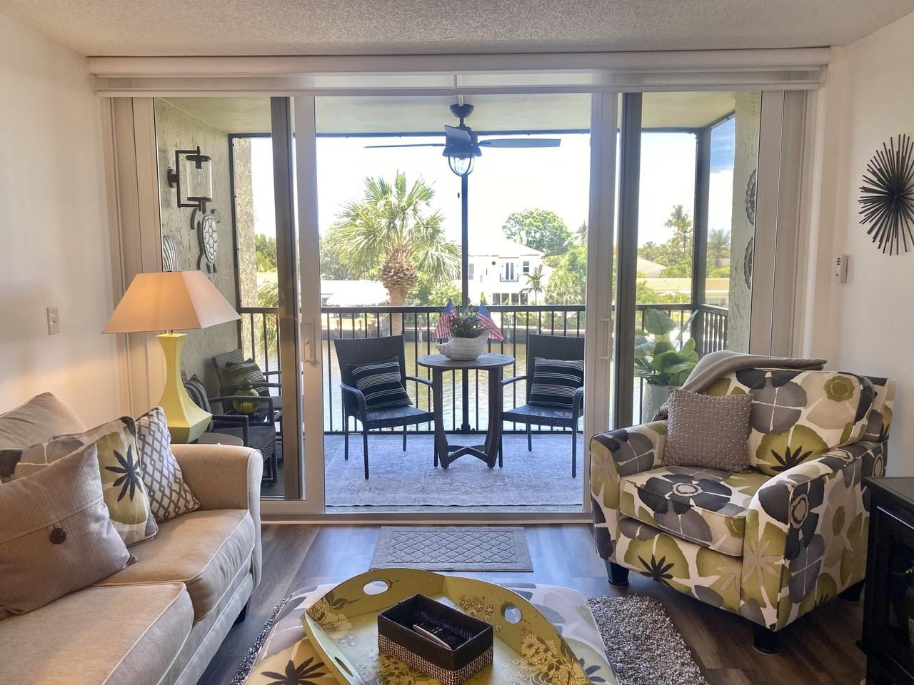 18 Royal Palm Way #306 - Photo 5 of 39