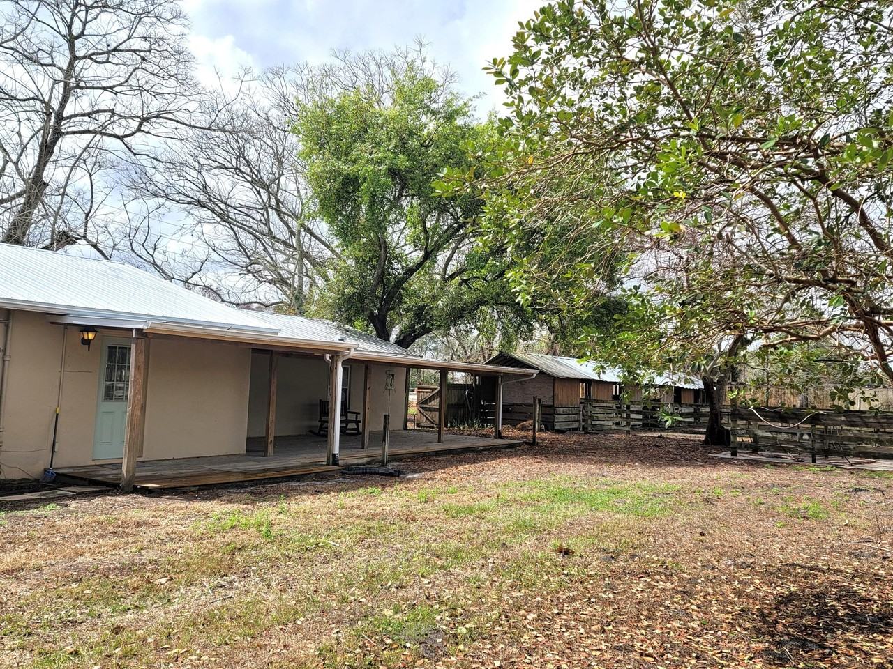 4362 W Midway Rd - Photo 3 of 18