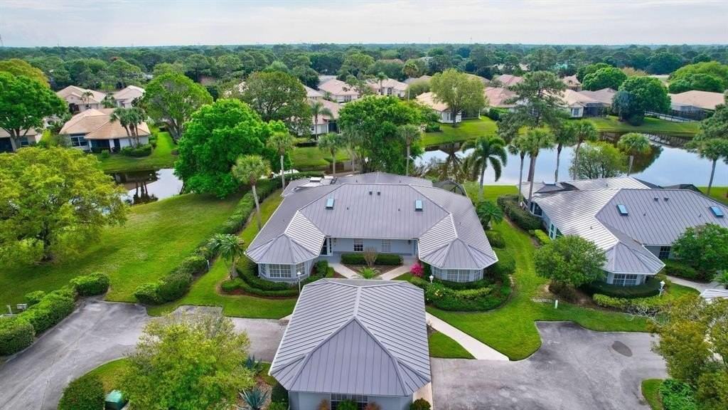 7334 Pine Creek Way - Photo 2 of 37