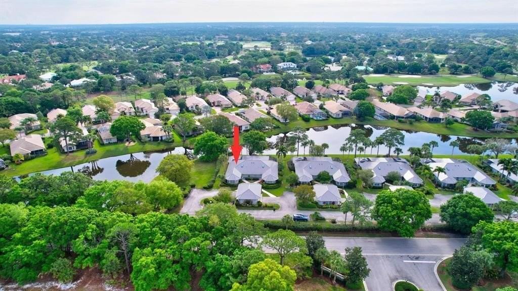 7334 Pine Creek Way - Photo 3 of 37