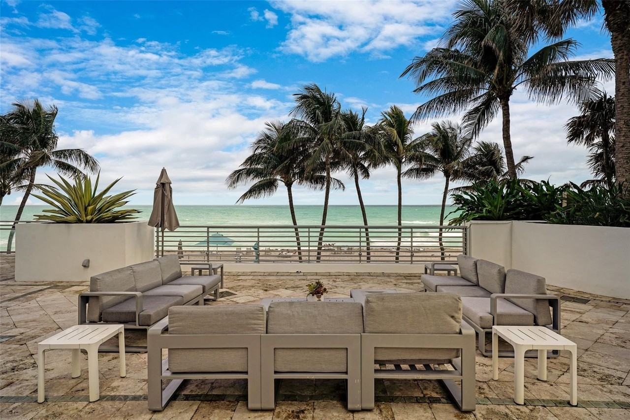 3535 S Ocean Dr #402 - Photo 4 of 29