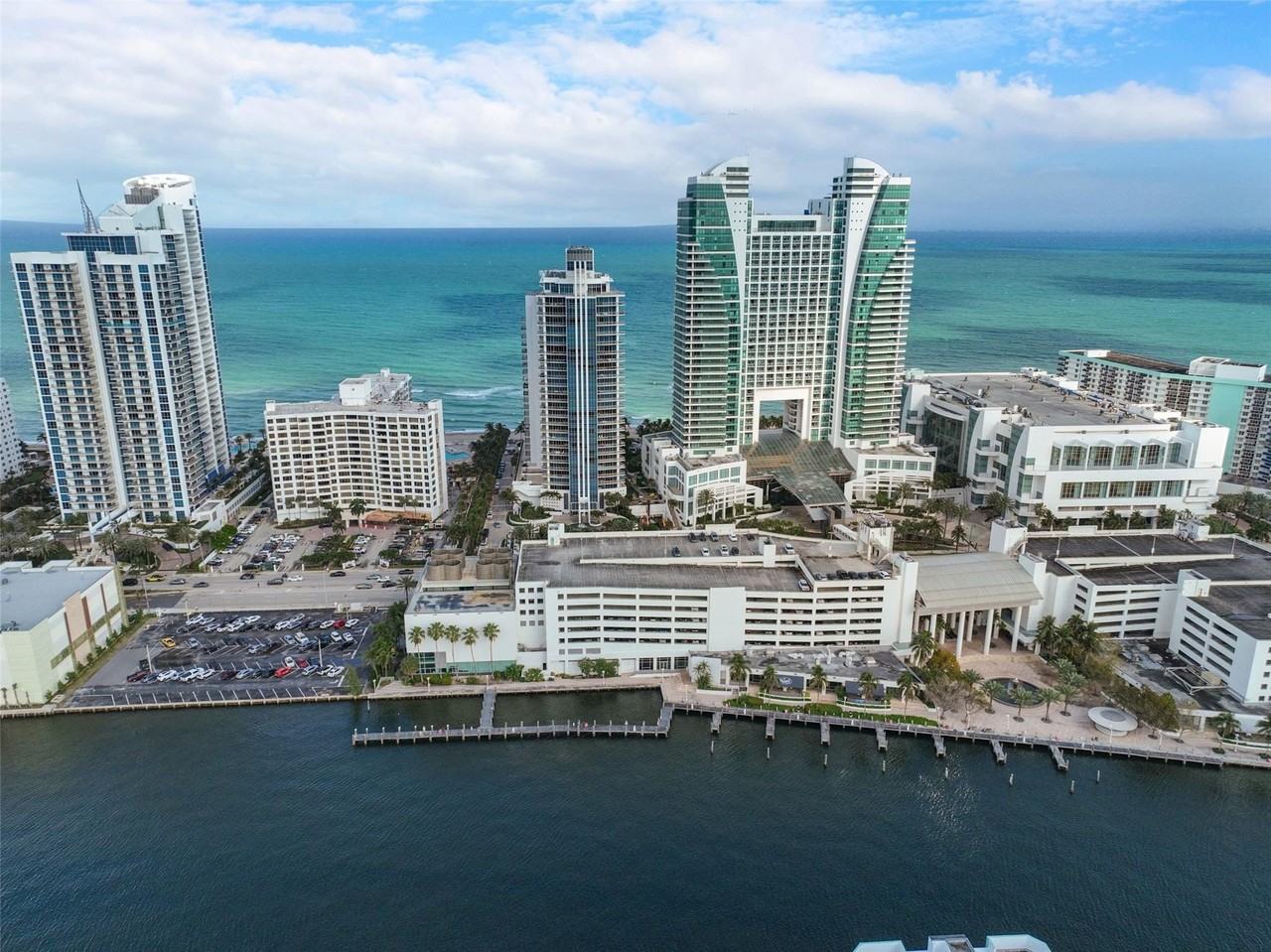 3535 S Ocean Dr #402 - Photo 7 of 29