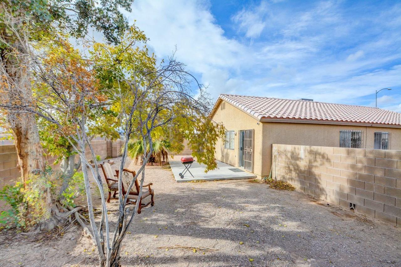 Garnet Gable Ave - Photo 5 of 15