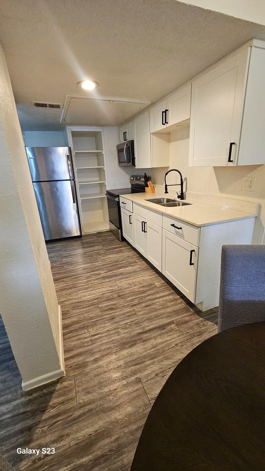 Fuller St - Photo 5 of 15