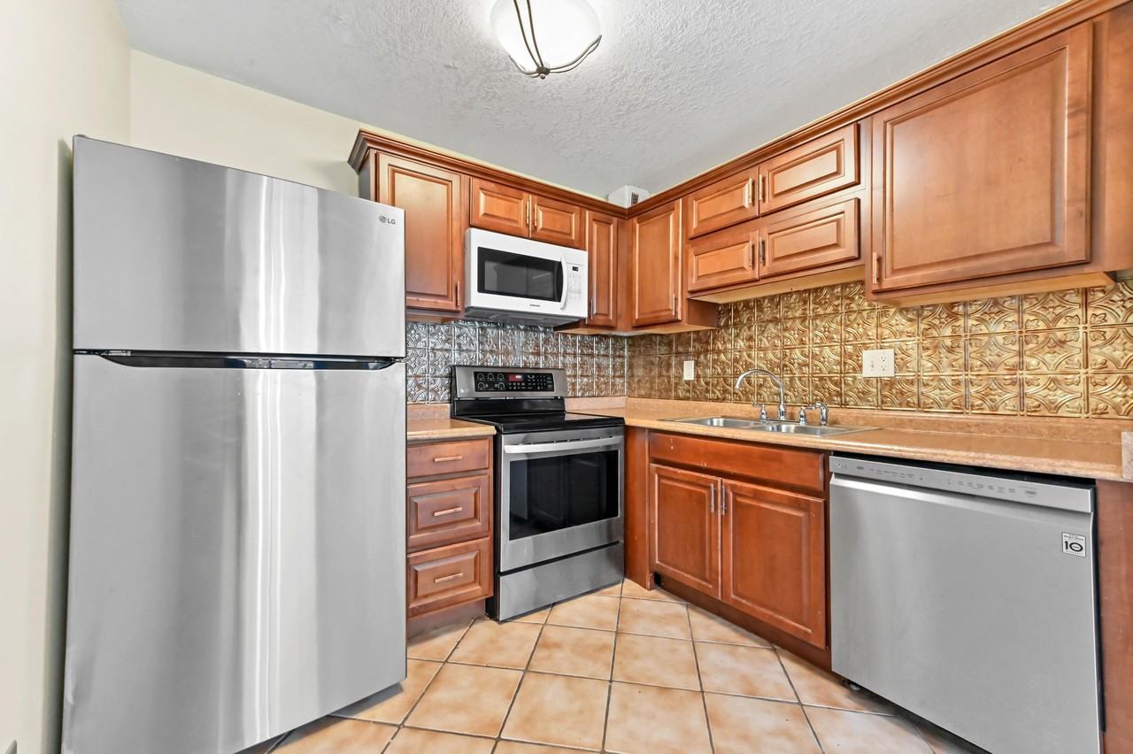 15054 Ashland Way #84 - Photo 7 of 16