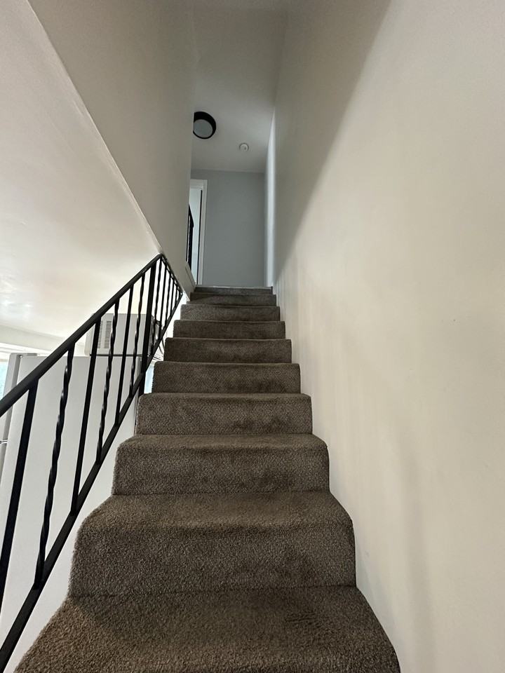 274 W National Rd #4 - Photo 6 of 13