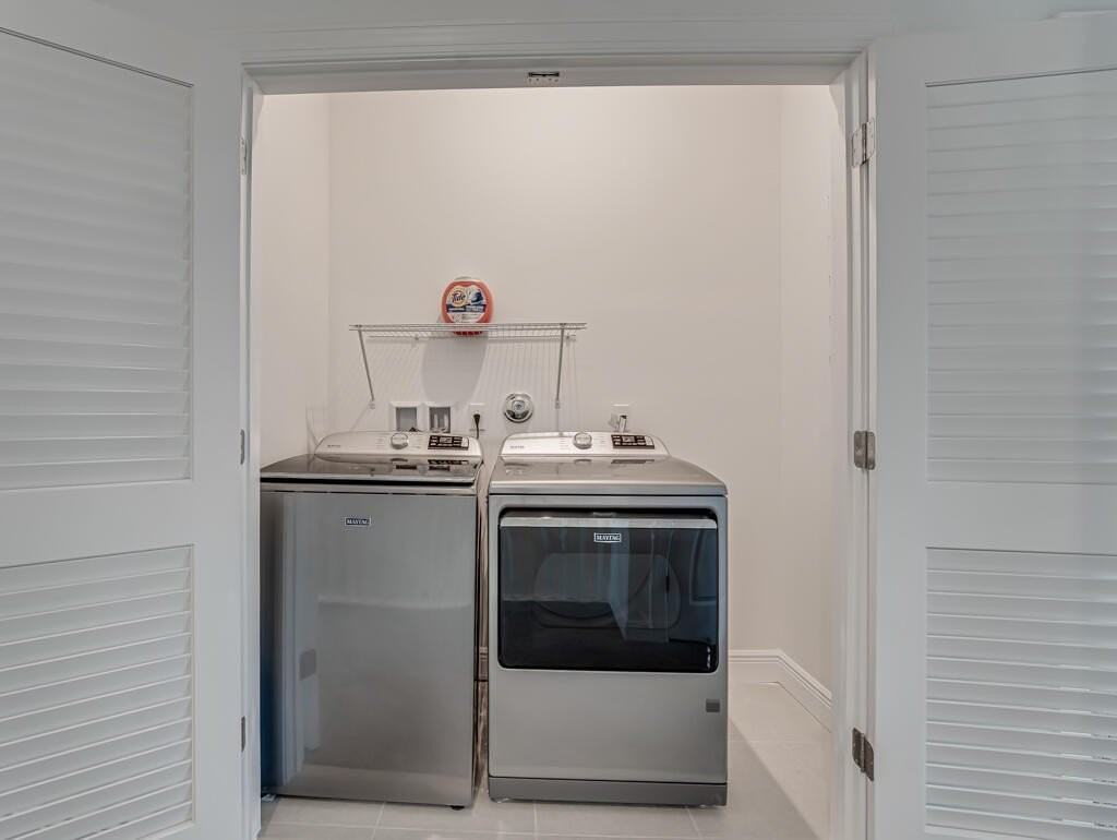 930 Sw Prairie Ave - Photo 7 of 50