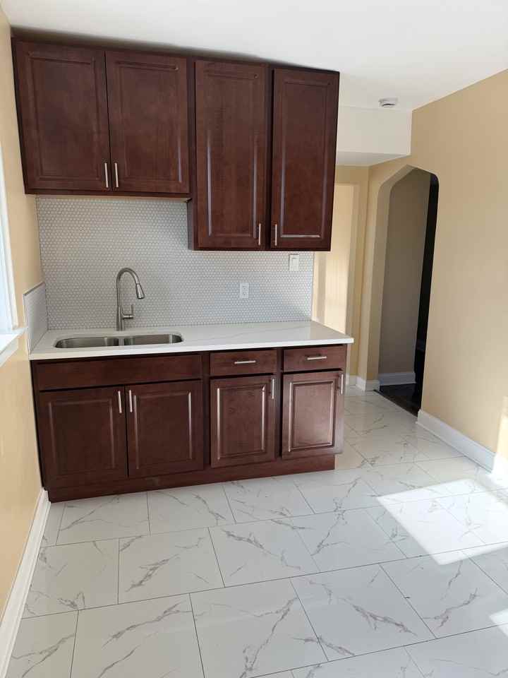 8151 S Wood St #3 - Photo 7 of 9