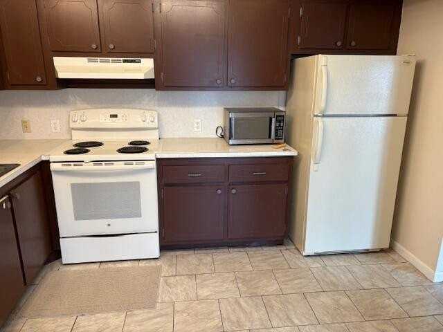 35 Mansfield A Unit 35 - Photo 4 of 17