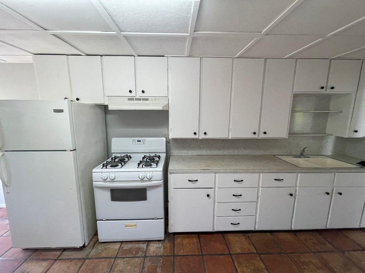 736 Omar Rd #1 - Photo 7 of 25
