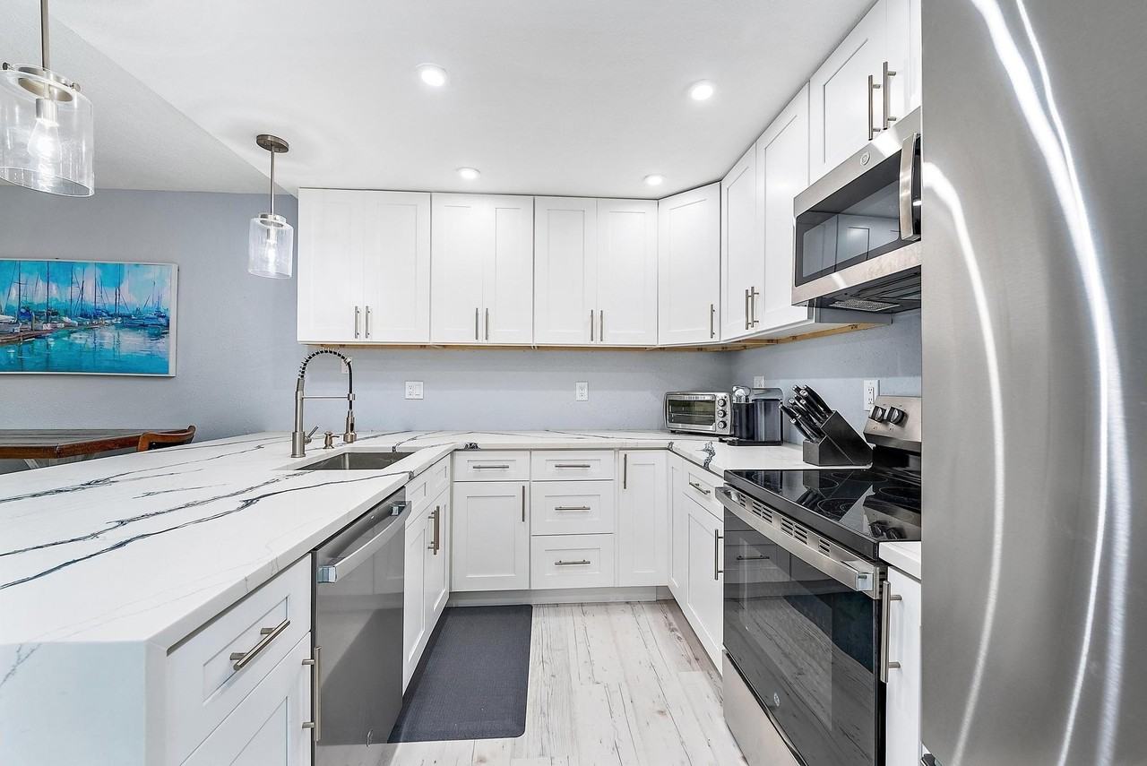 2902 29th Ct - Photo 6 of 24