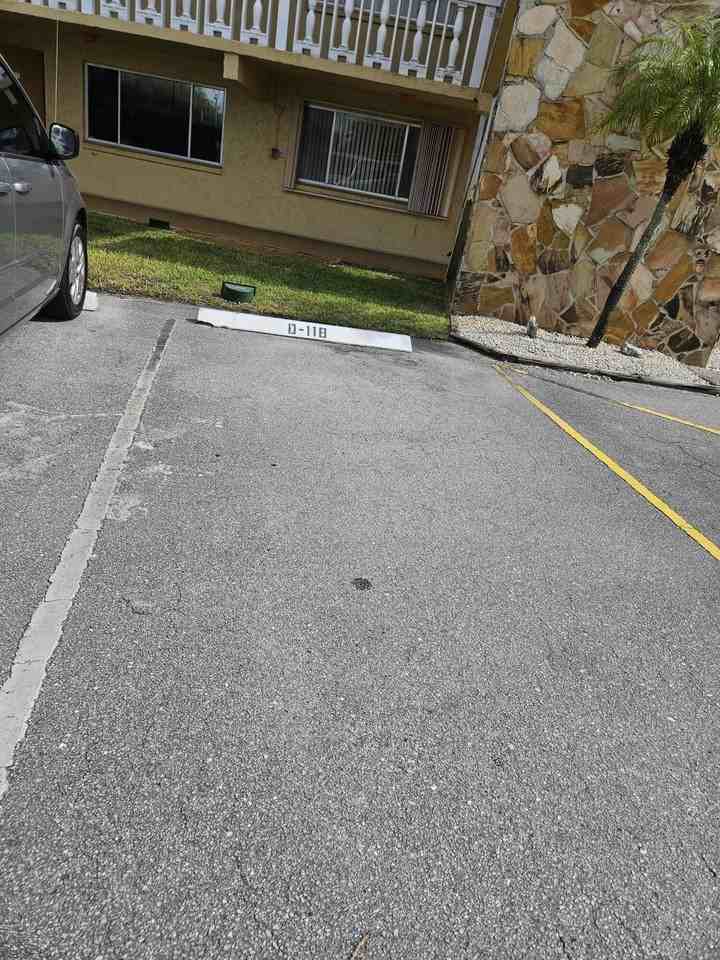 500 Village Green Cir W Apt 118