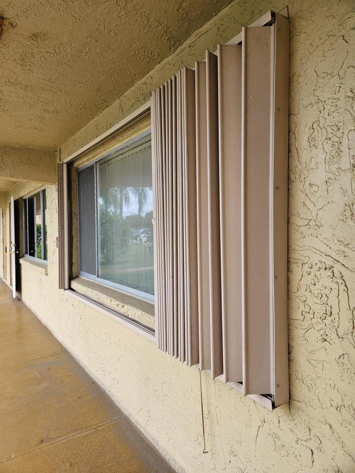 500 Village Green Cir W Apt 118 - Photo 4 of 16