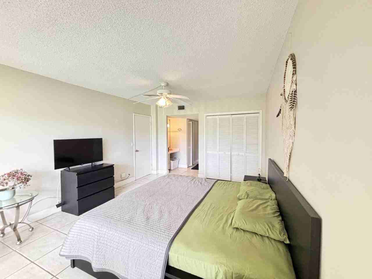 2900 N Palm Aire Dr Apt 206 - Photo 7 of 20