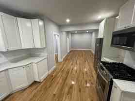 374 Oxford St - Photo 1 of 1