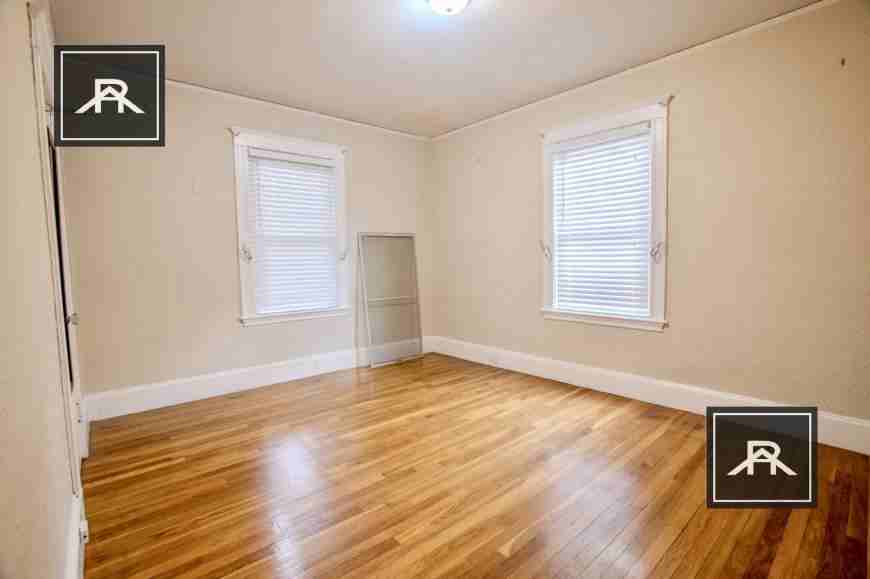 54 Kirkwood Rd - Photo 7 of 10