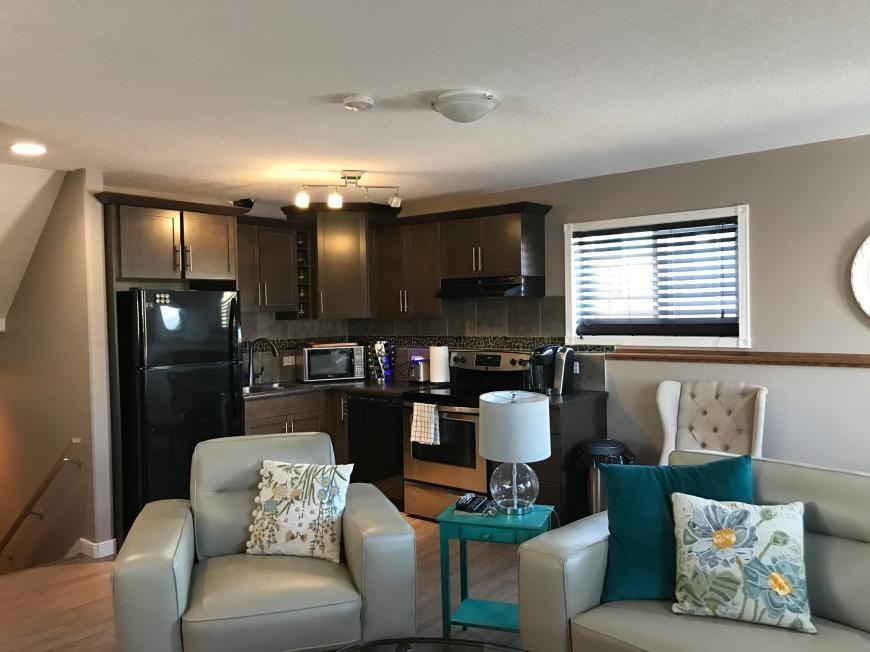 9401 88a St - Photo 3 of 9