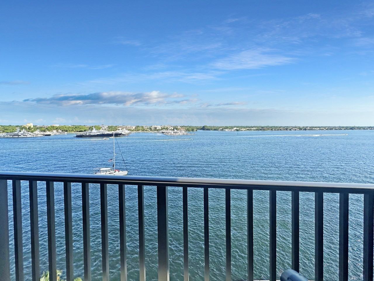 1200 S Flagler Dr Apt 802 - Photo 3 of 13