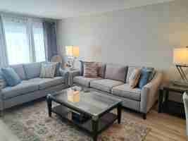featured image of 1502 S Lakeside Dr Apt 208