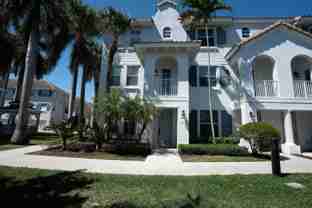 1356 Piazza Pitti - Photo 1 of 1