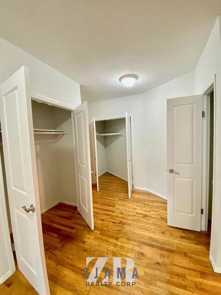 148 Saint Pauls Pl - Photo 3 of 5