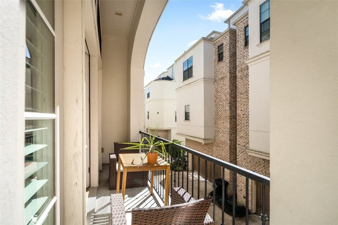 6018 Maxie St #E - Photo 6 of 26