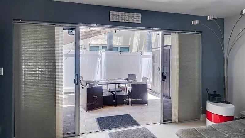 1101 Ne 6th St Apt C - Photo 7 of 25