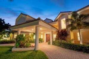 901 Se Riverside Dr - Photo 4 of 50