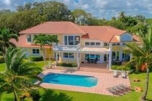 901 Se Riverside Dr - Photo 6 of 50