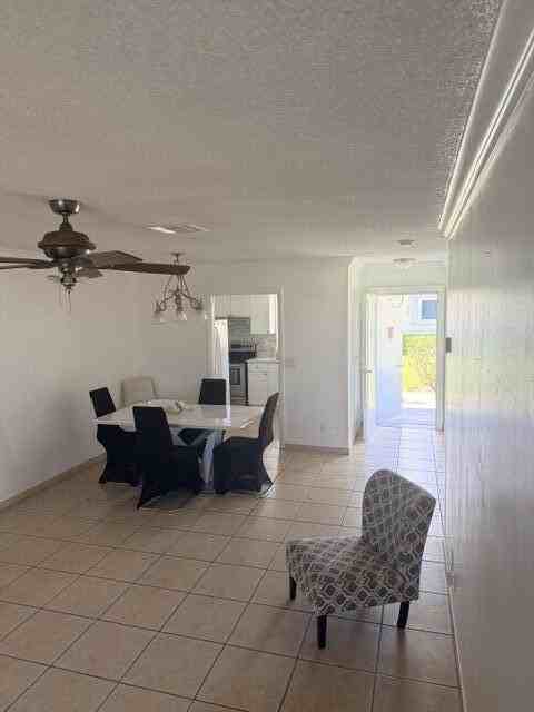 5443 Cresthaven Blvd Apt F - Photo 5 of 17