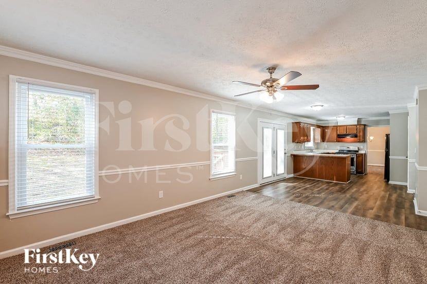 1817 Emerson Lake Cir - Photo 3 of 15