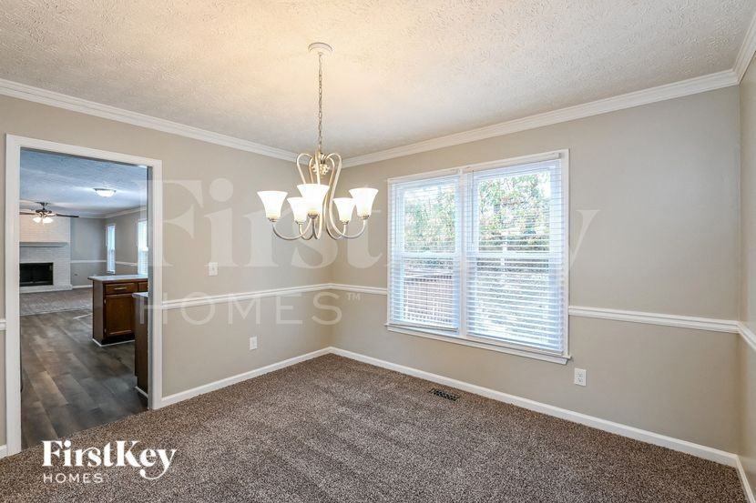 1817 Emerson Lake Cir - Photo 4 of 15