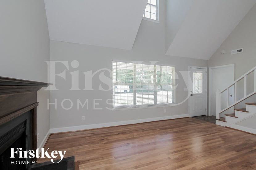 3612 Cedarbark Dr - Photo 5 of 15