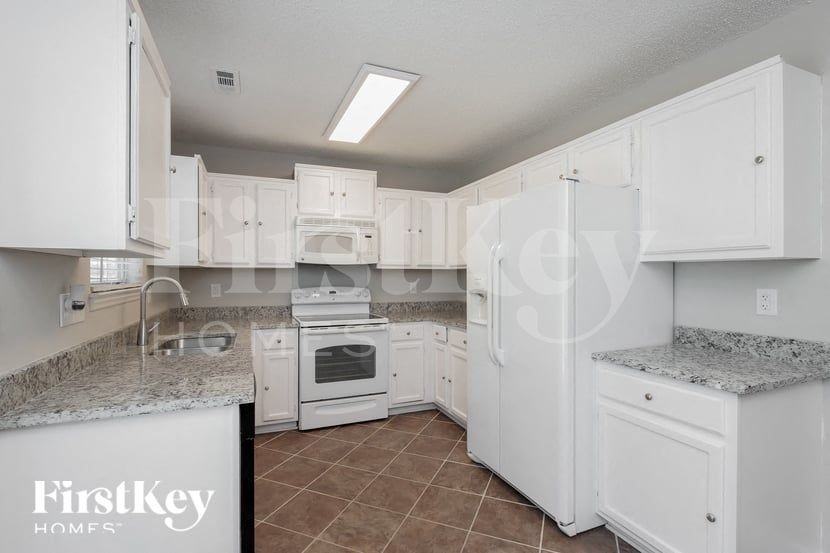 3612 Cedarbark Dr - Photo 6 of 15