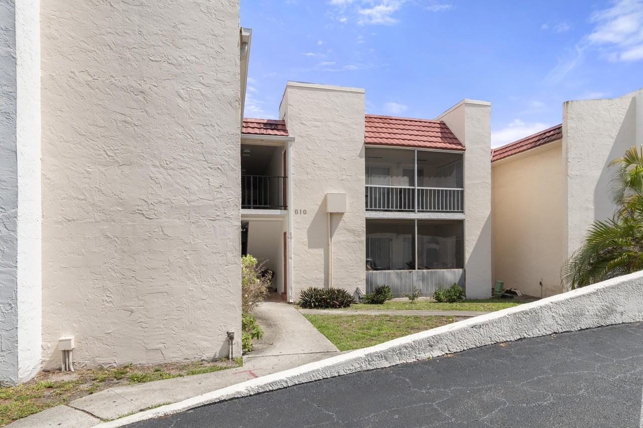 616 Nw 13th St Unit 0250 - Photo 2 of 12