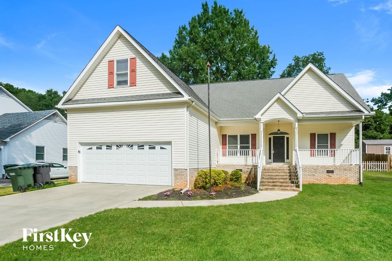 376 Stonehaven Ct Sw - Photo 3 of 15