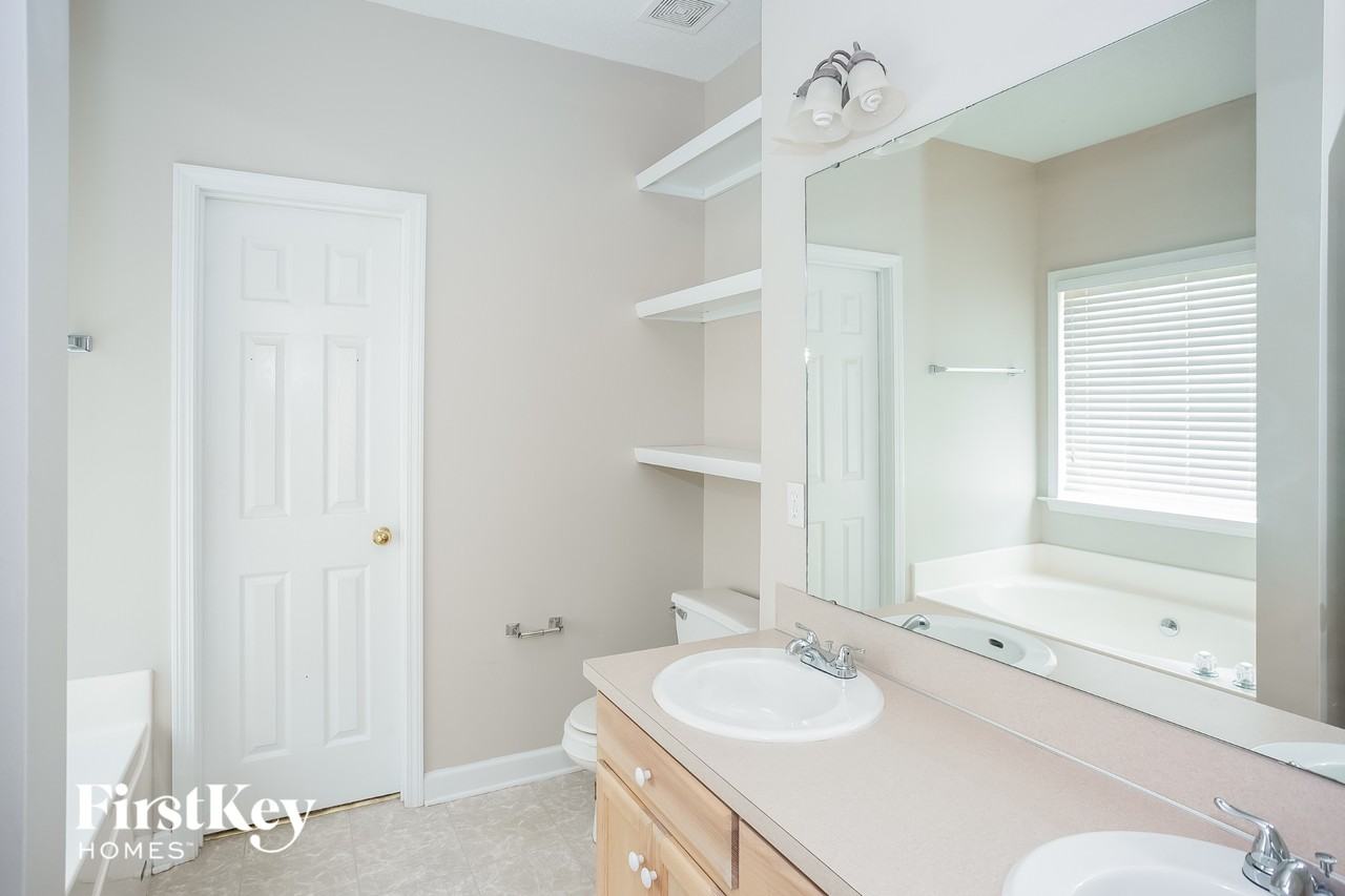 376 Stonehaven Ct Sw - Photo 7 of 15