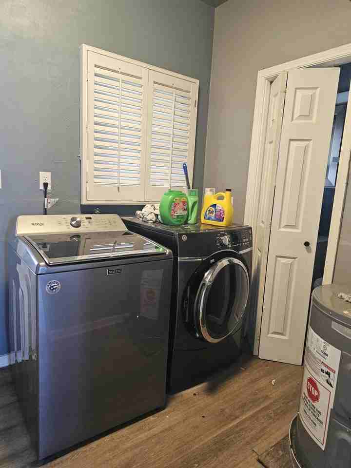 905 5th Pl Unit A - Photo 6 of 9