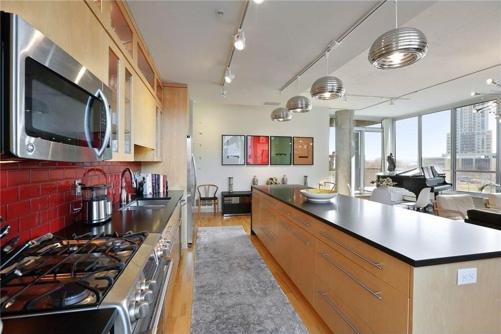 901 S 2nd St #401 - Photo 2 of 43