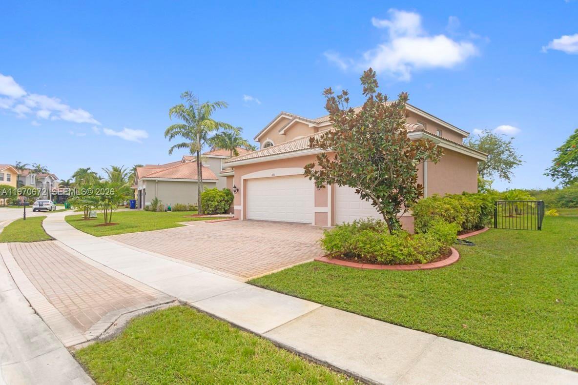 4116 Sw 179th Way - Photo 3 of 8