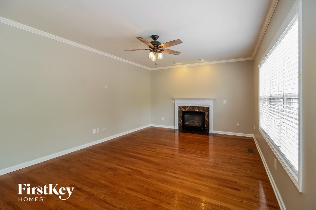 1817 Morgans Mill Way - Photo 2 of 15