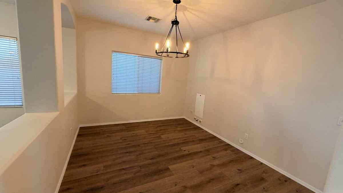 22156 N Sunset Dr - Photo 7 of 20