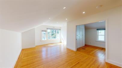 254 Roosevelt Way #4