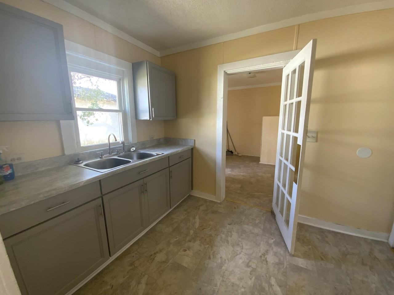 65 Highland Ave - Photo 4 of 10