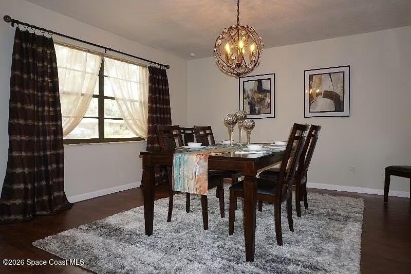 1833 Oakwood Trl - Photo 2 of 21