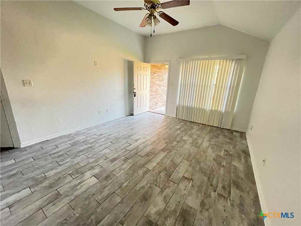 4601 John David Dr - Photo 3 of 14