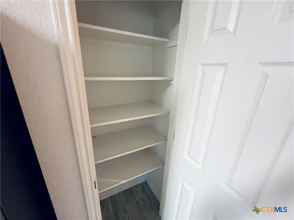 4601 John David Dr - Photo 5 of 14